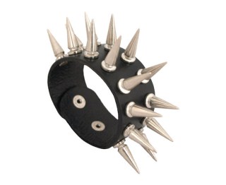 Zwart armband met spikes